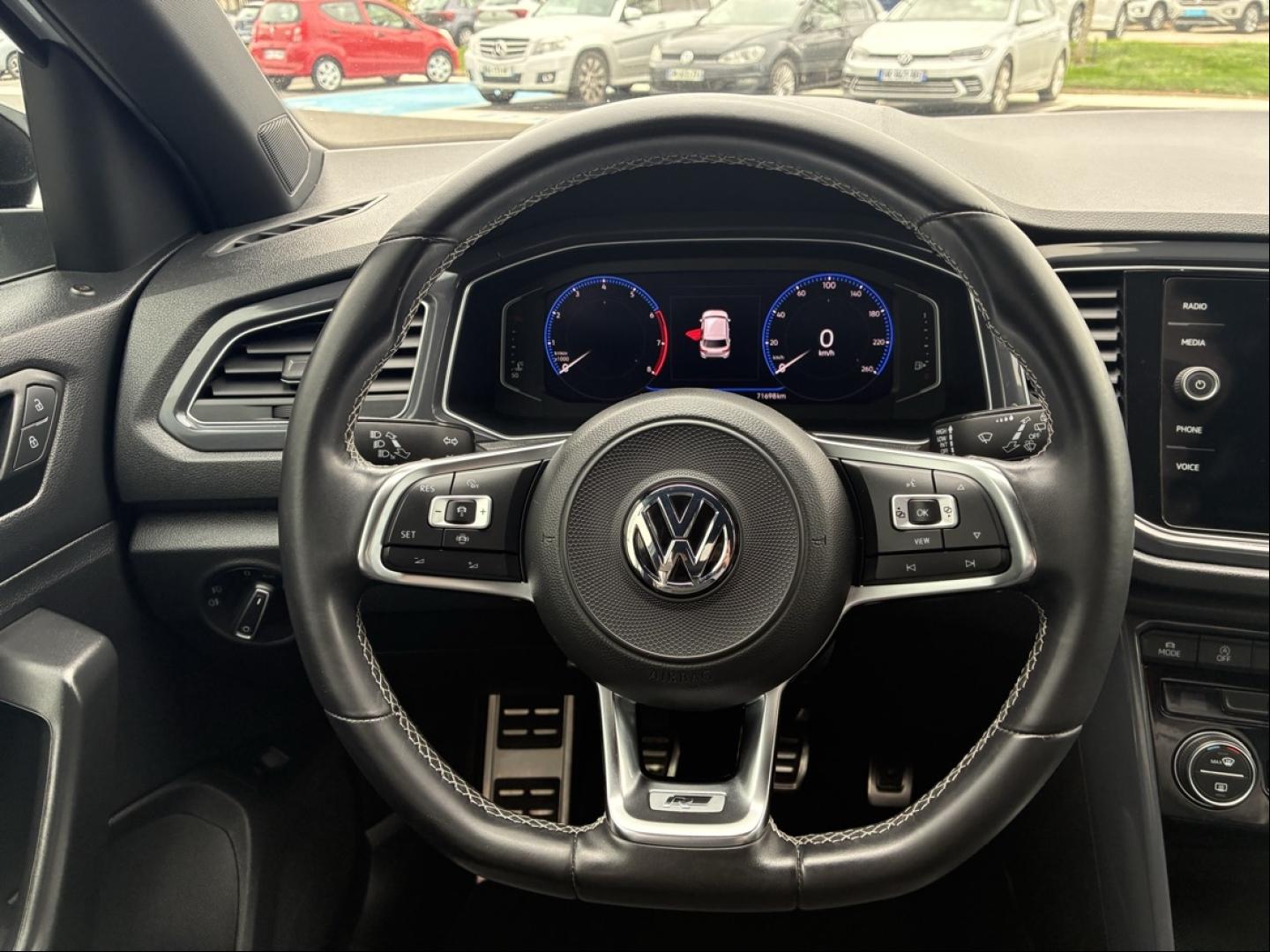 VOLKSWAGEN T-Roc