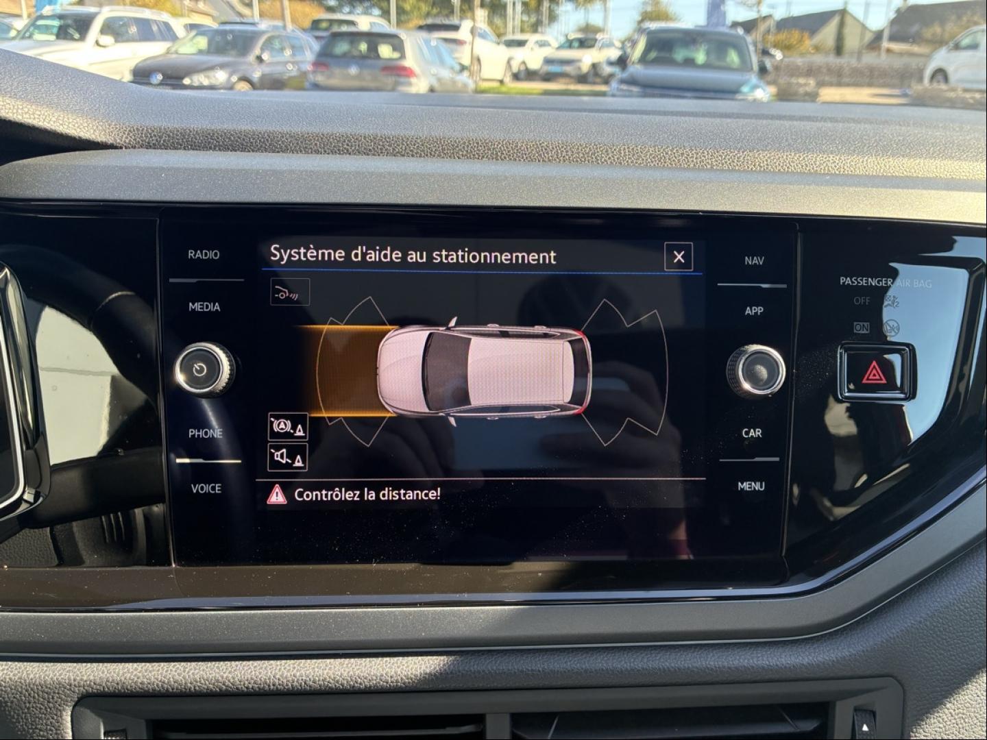 VOLKSWAGEN Polo