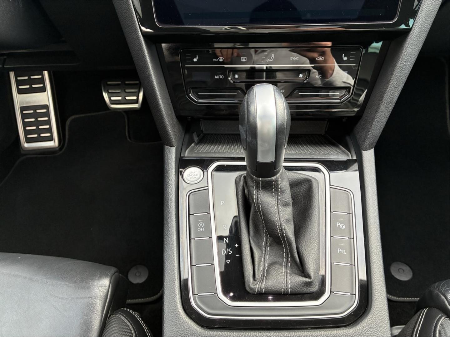 VOLKSWAGEN Passat SW