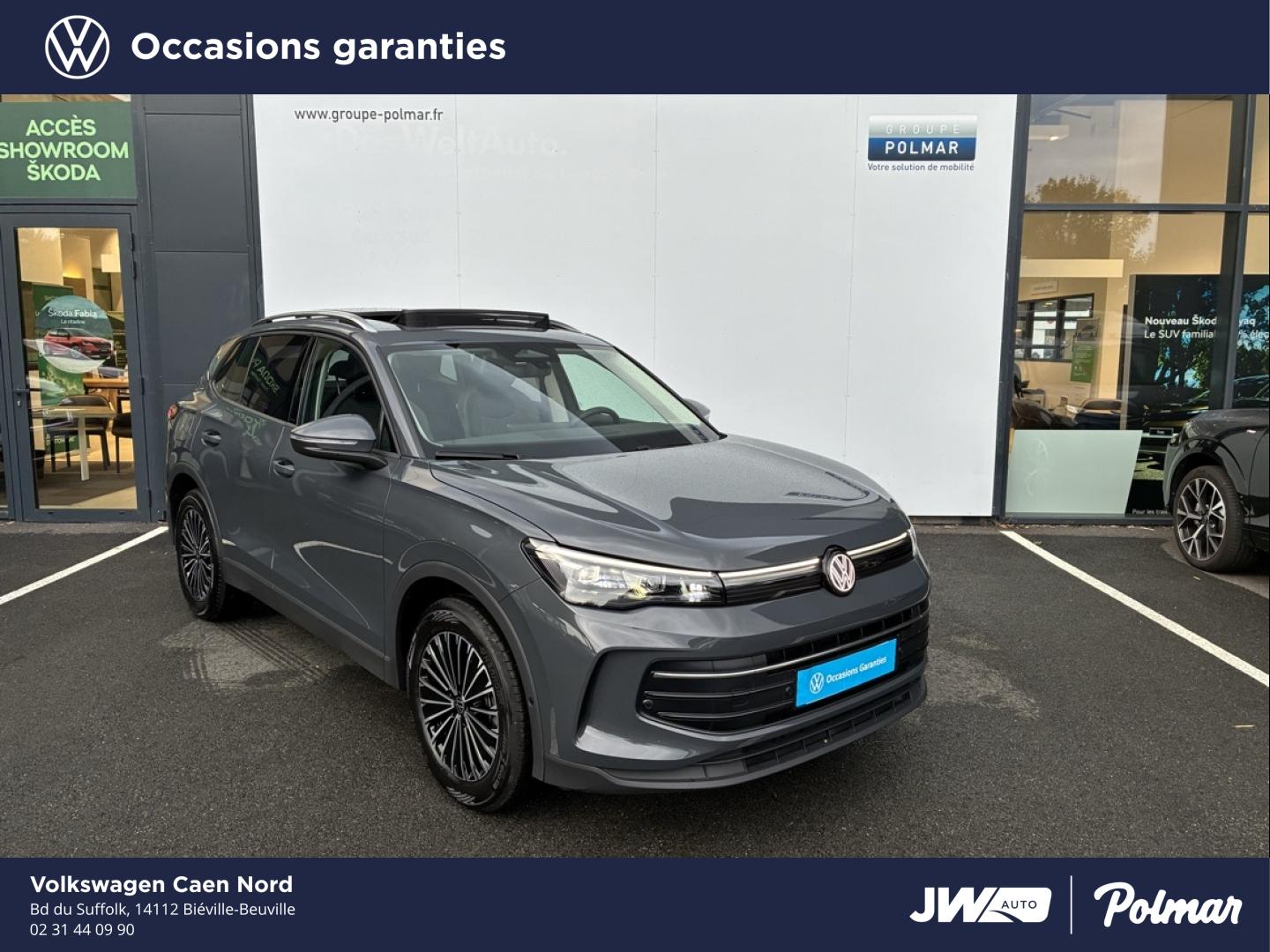 VOLKSWAGEN Tiguan