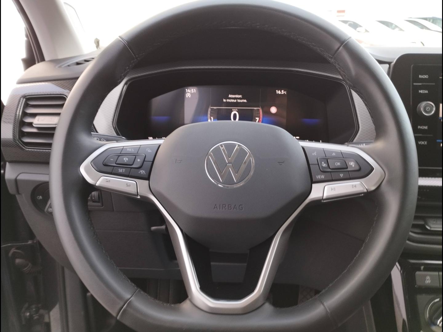 VOLKSWAGEN T-Cross