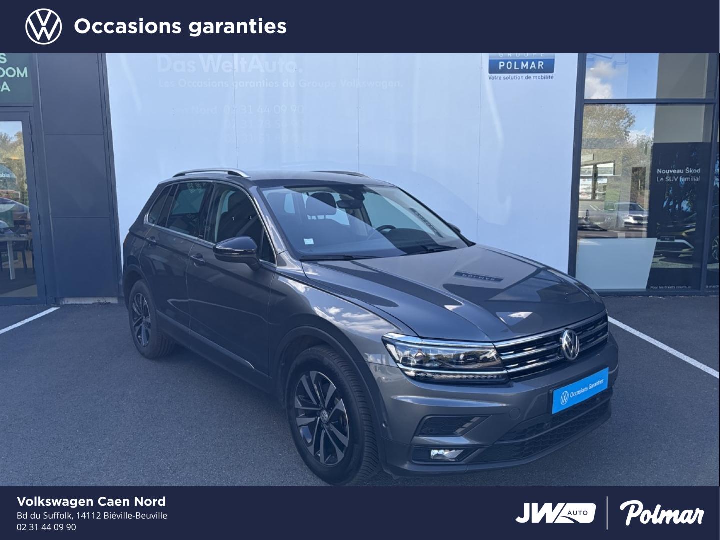 VOLKSWAGEN Tiguan