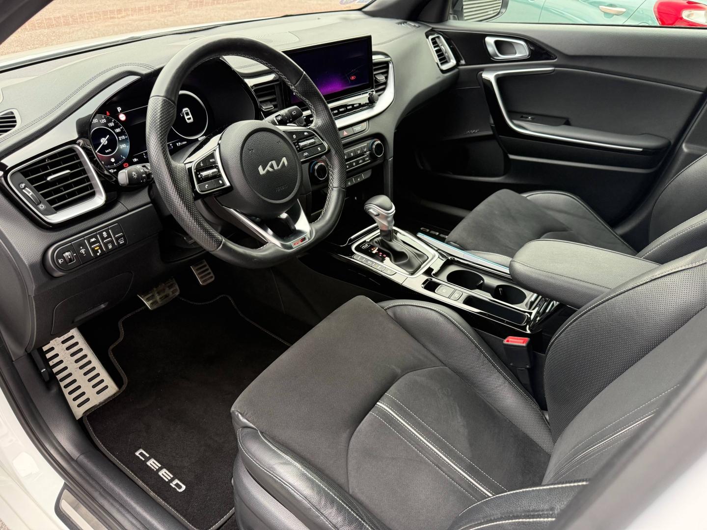 KIA ProCeed