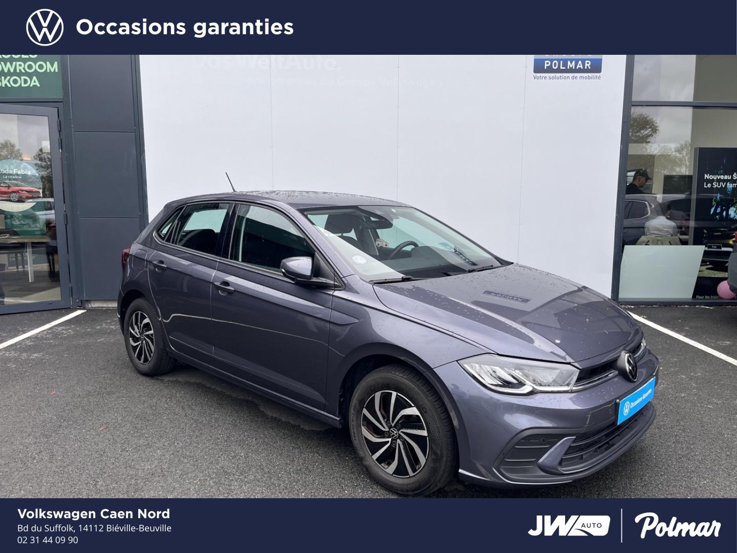VOLKSWAGEN Polo