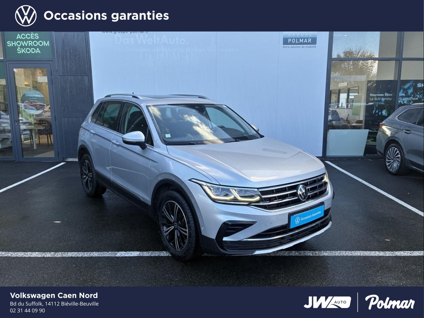 VOLKSWAGEN Tiguan