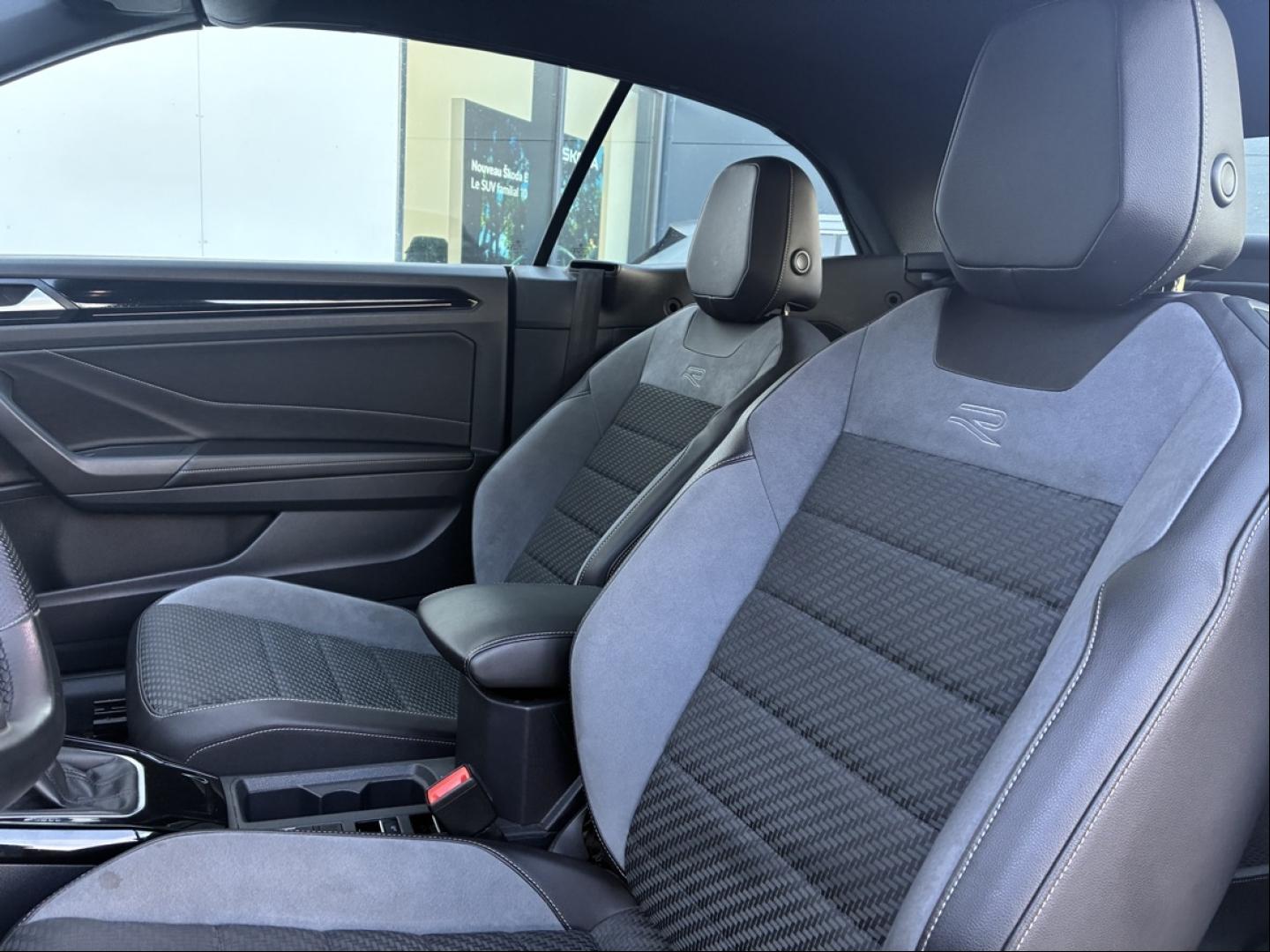 VOLKSWAGEN T-Roc Cabriolet