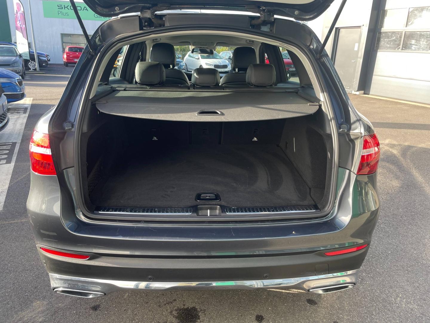 MERCEDES-BENZ GLC