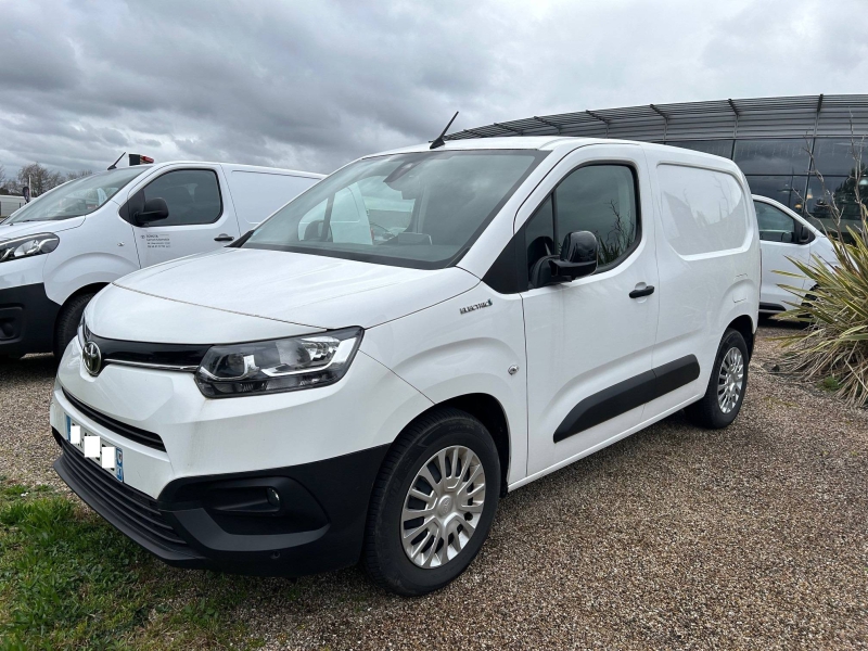 Véhicule d'occasion TOYOTA – PROACE CITY à Limoges