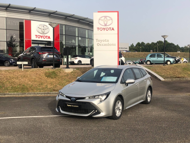TOYOTA – Corolla Touring Spt