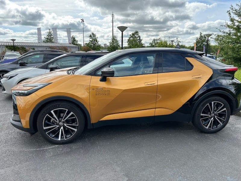 TOYOTA – C-HR