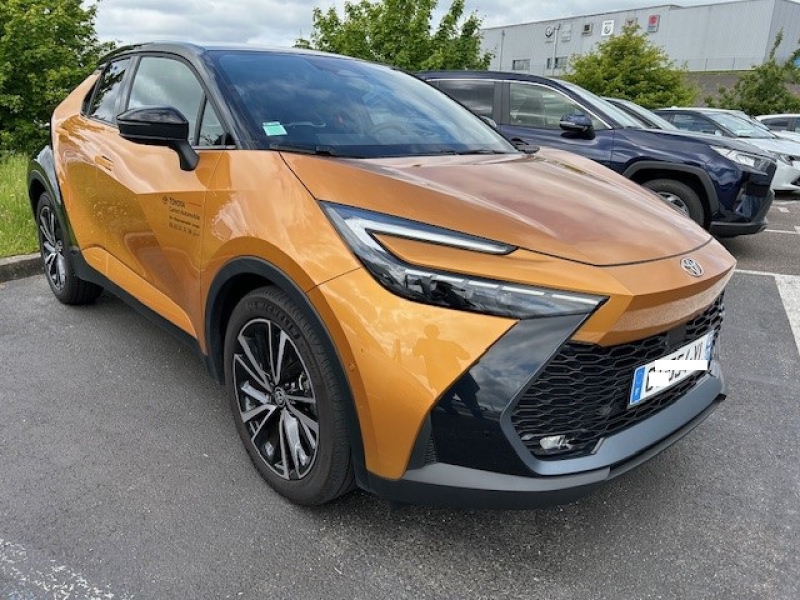 TOYOTA – C-HR