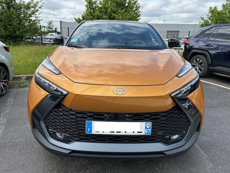 TOYOTA – C-HR