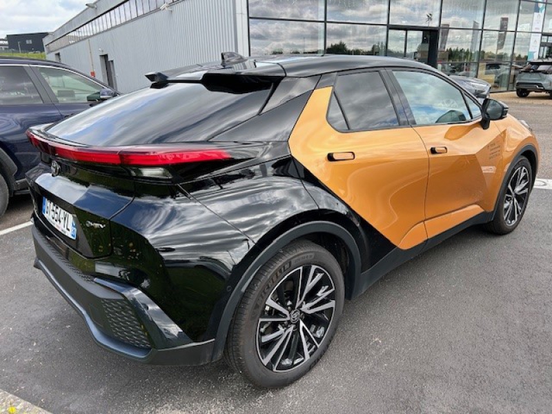 TOYOTA – C-HR