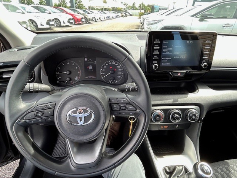 TOYOTA – Yaris