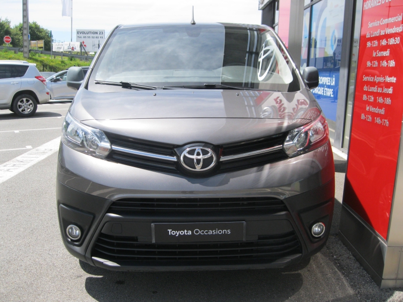 TOYOTA – PROACE