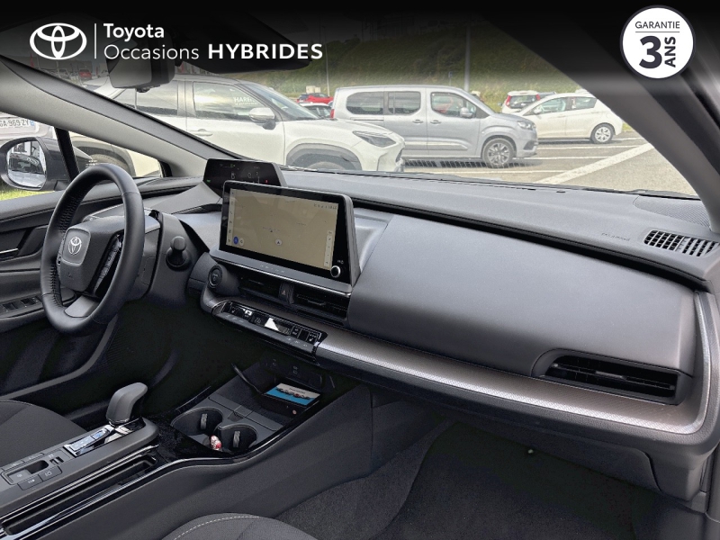 TOYOTA – Prius Rechargeable