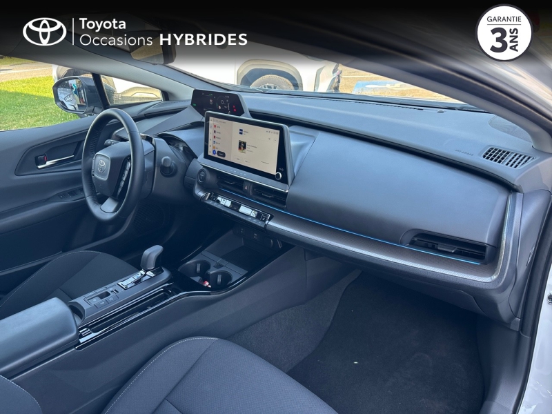 TOYOTA – Prius Rechargeable