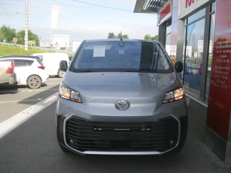 TOYOTA – PROACE