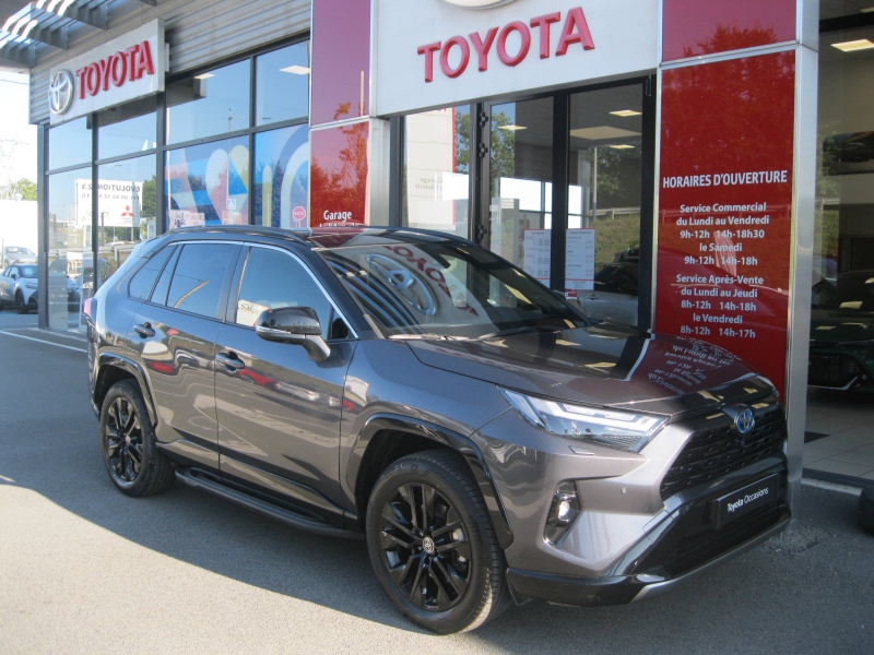 TOYOTA – RAV4