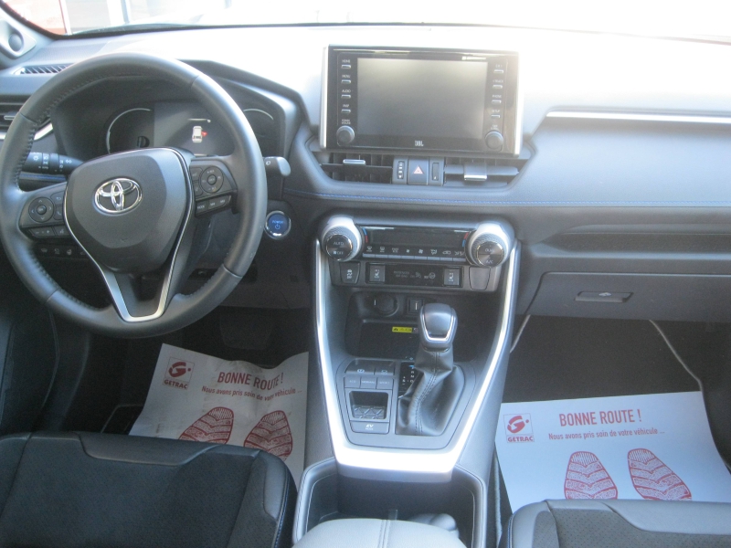 TOYOTA – RAV4