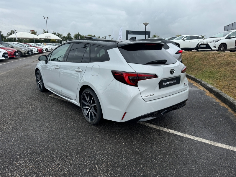 TOYOTA – Corolla Touring Spt