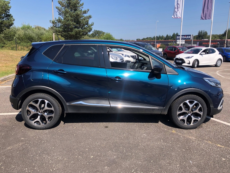 RENAULT – Captur