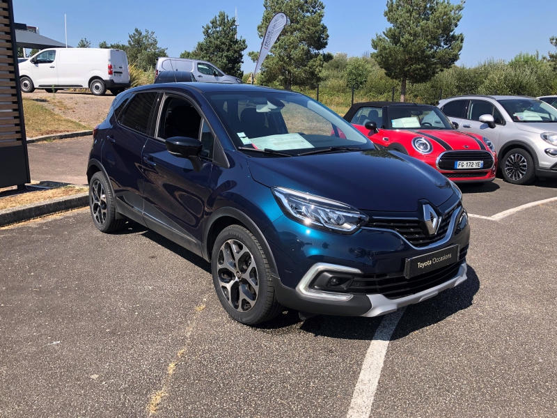 RENAULT – Captur