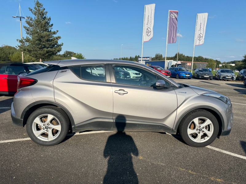 TOYOTA – C-HR