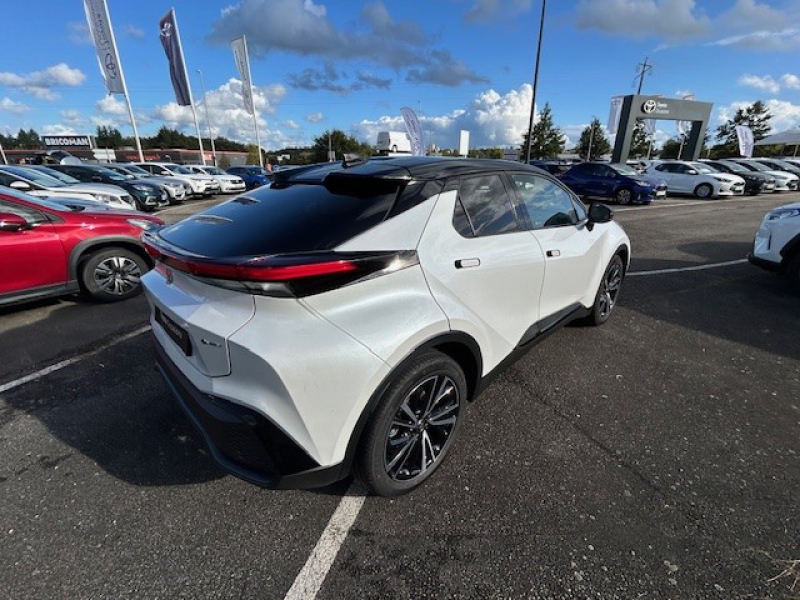 TOYOTA – C-HR