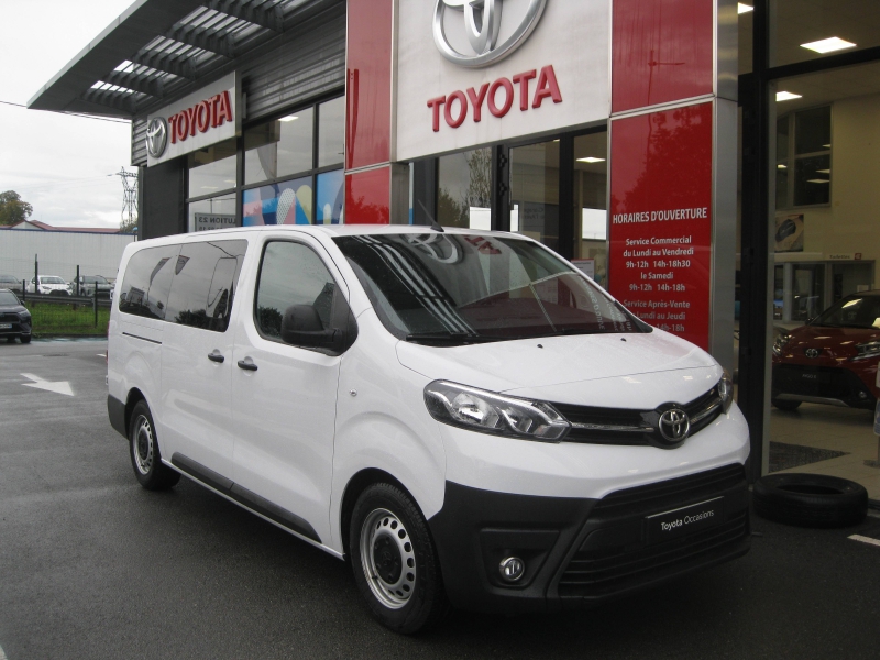 Véhicule d'occasion TOYOTA – PROACE Combi à Guéret