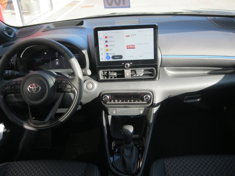 TOYOTA – Yaris