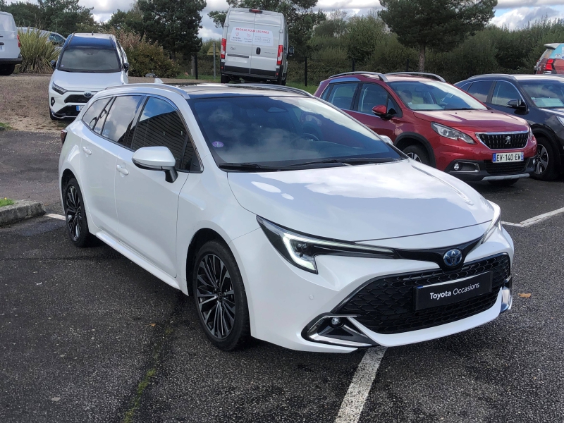 TOYOTA – Corolla Touring Spt