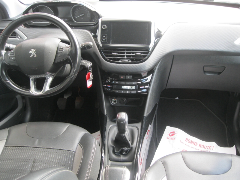 PEUGEOT – 2008