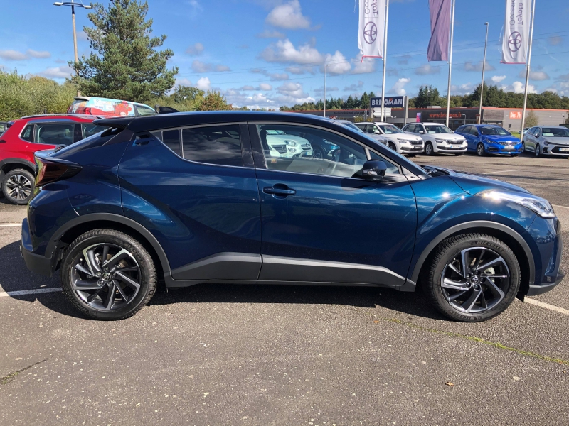 TOYOTA – C-HR