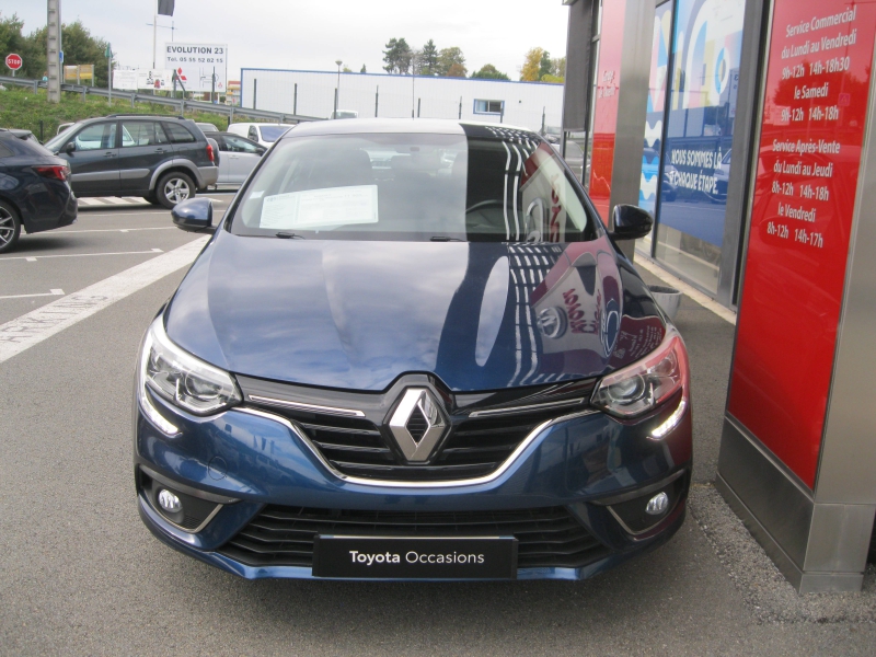 RENAULT – Megane