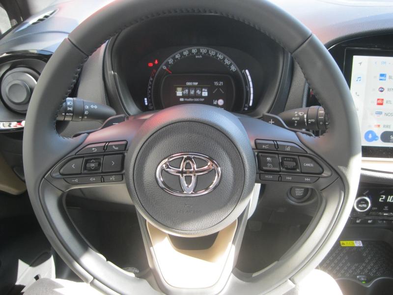 TOYOTA – Aygo X