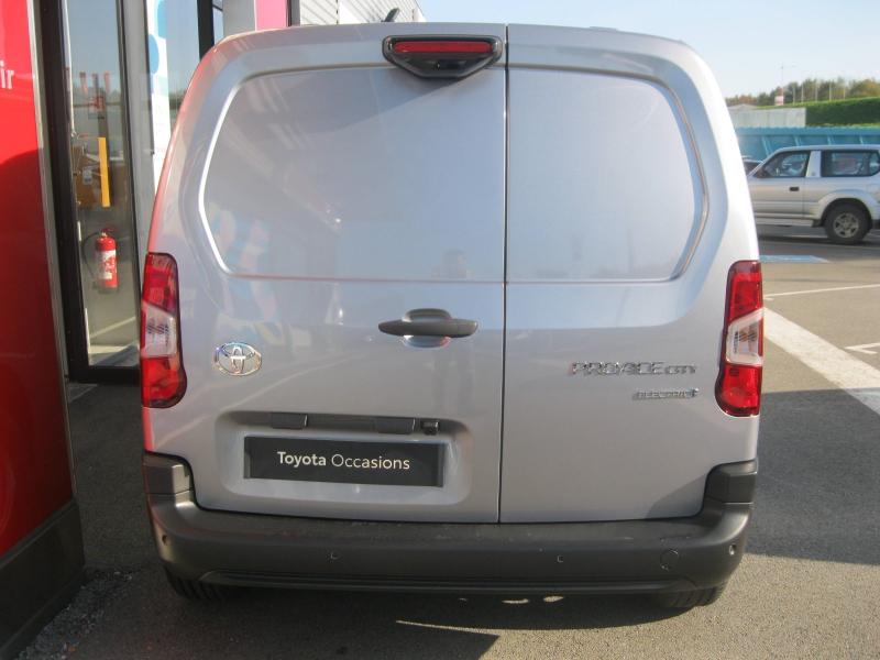 TOYOTA – PROACE CITY