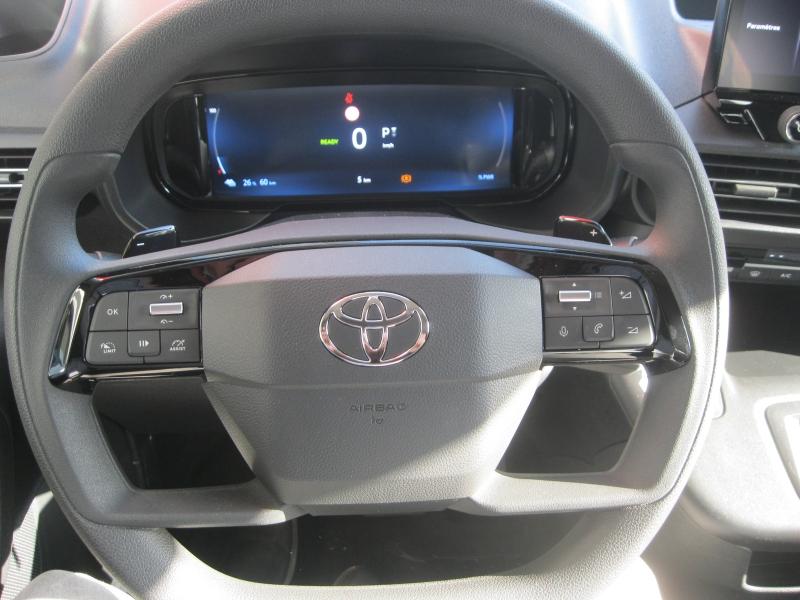 TOYOTA – PROACE CITY