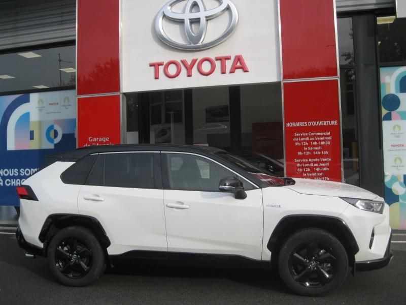 TOYOTA – RAV4