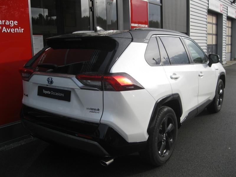 TOYOTA – RAV4