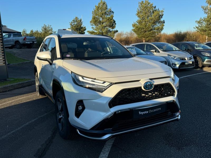 TOYOTA – RAV4