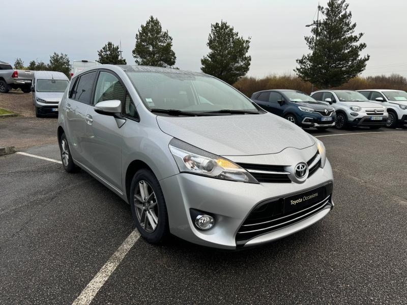 TOYOTA – Verso