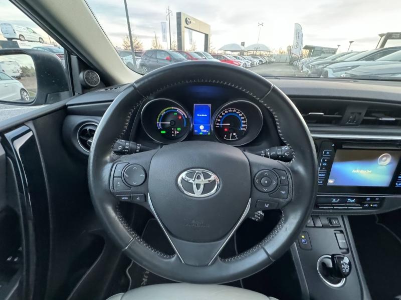 TOYOTA – Auris Touring Sports