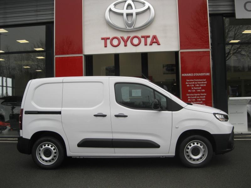 TOYOTA – PROACE CITY