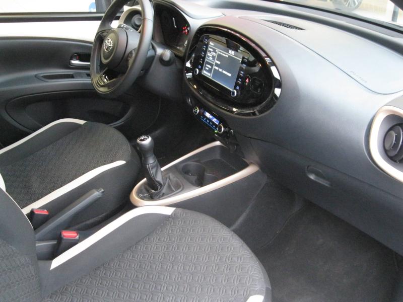 TOYOTA – Aygo X