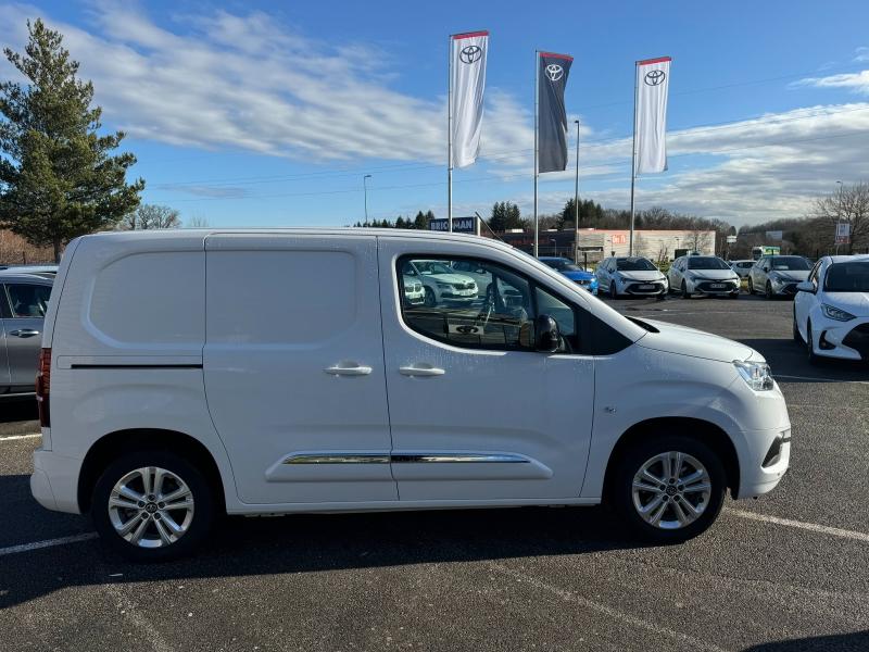 TOYOTA – PROACE CITY