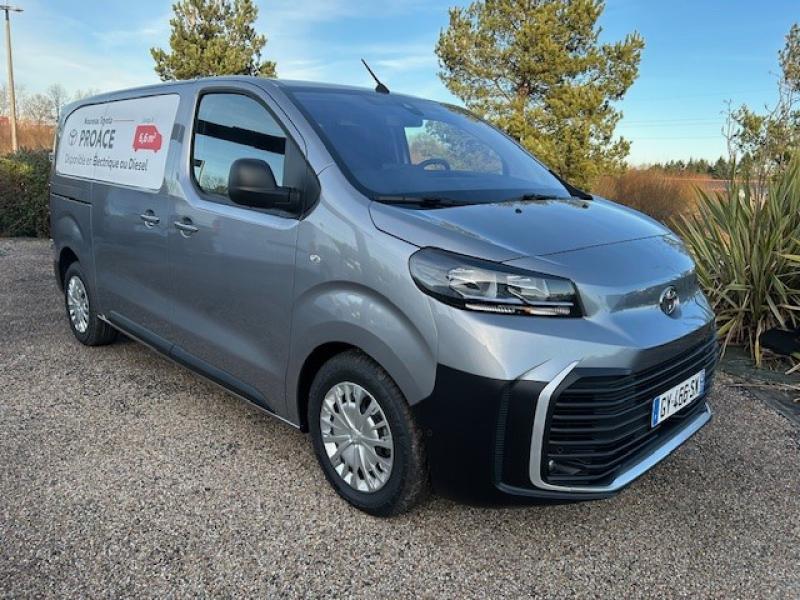 TOYOTA – PROACE