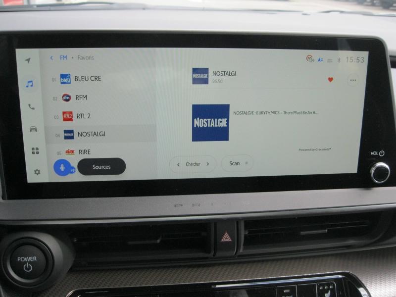 TOYOTA – Prius Rechargeable