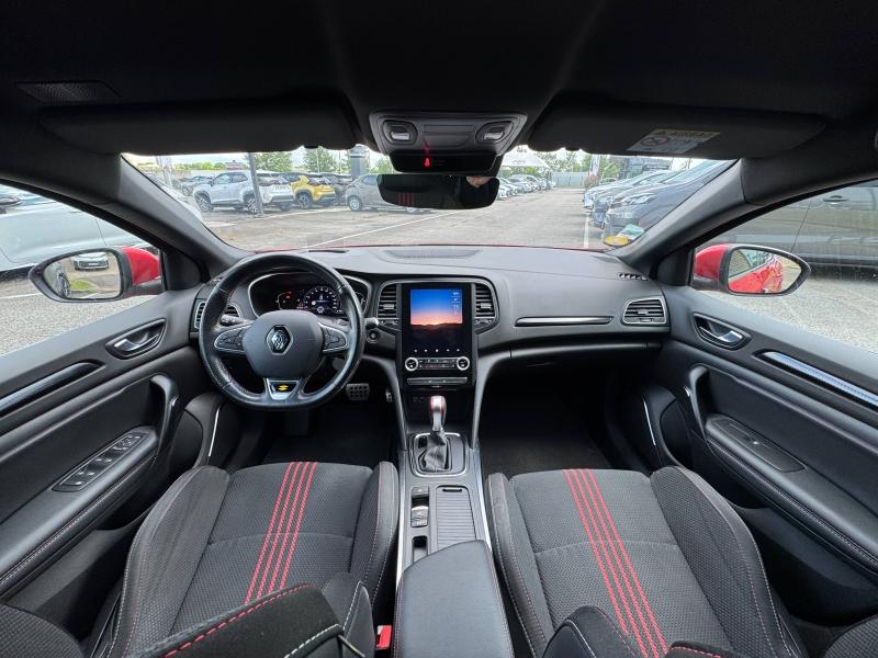 RENAULT – Megane