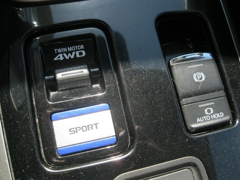 MITSUBISHI – Outlander